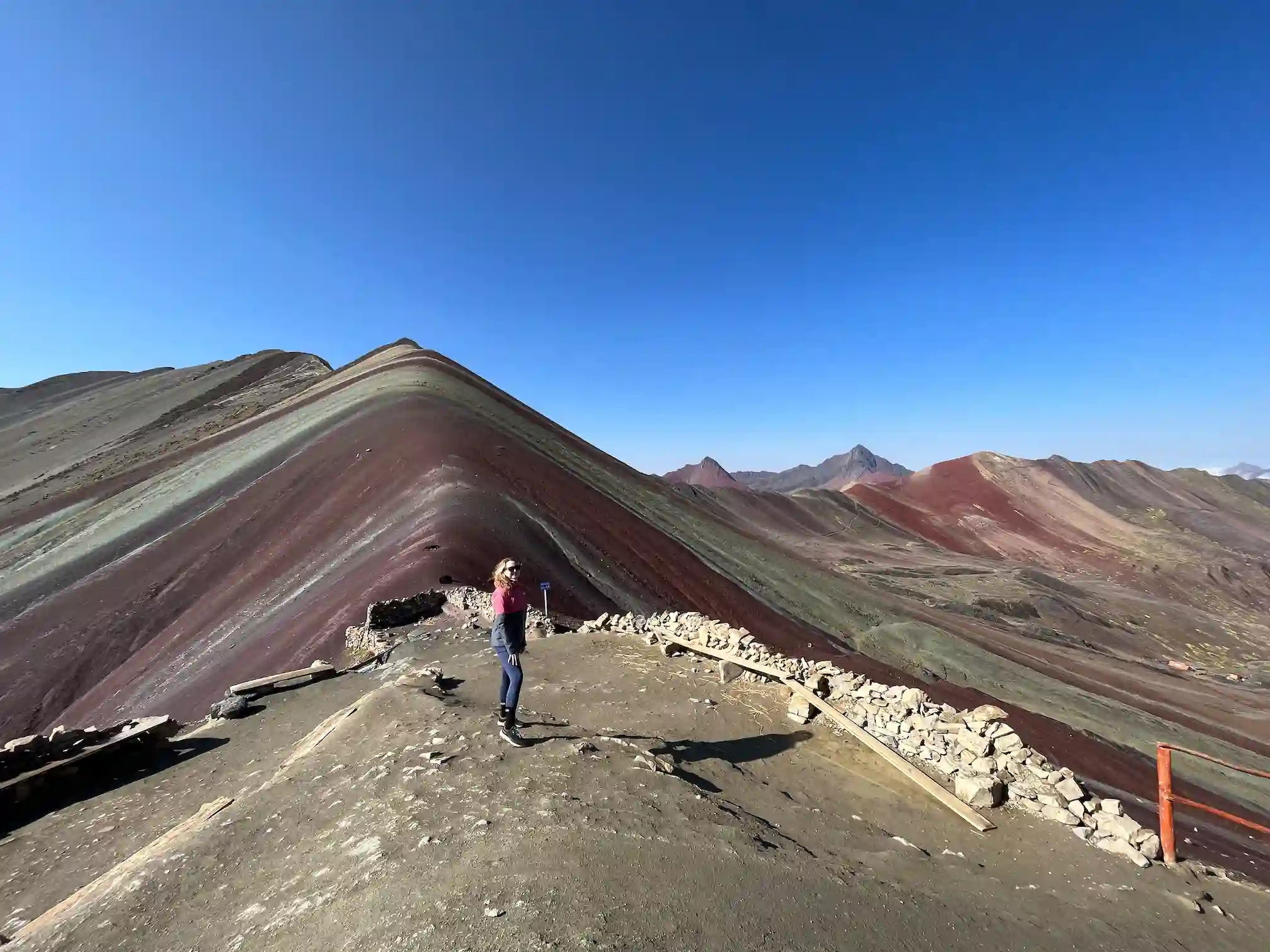 Rainbow Mountain Vinicunca Peru: spalvotos mineralų dryžuotos uolienos 5 200 m aukštyje, žygis iš Cusco