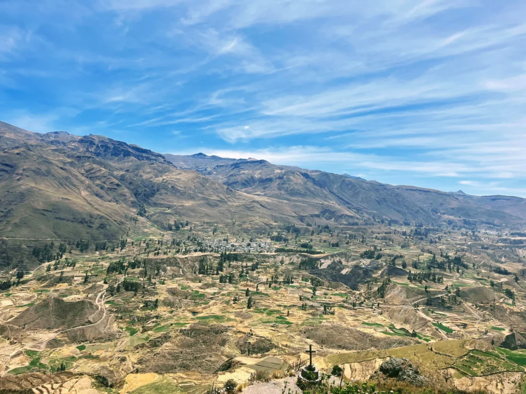 Terasiniai laukai Kolkos slėnyje Peru – inkų laikų žemdirbystė
